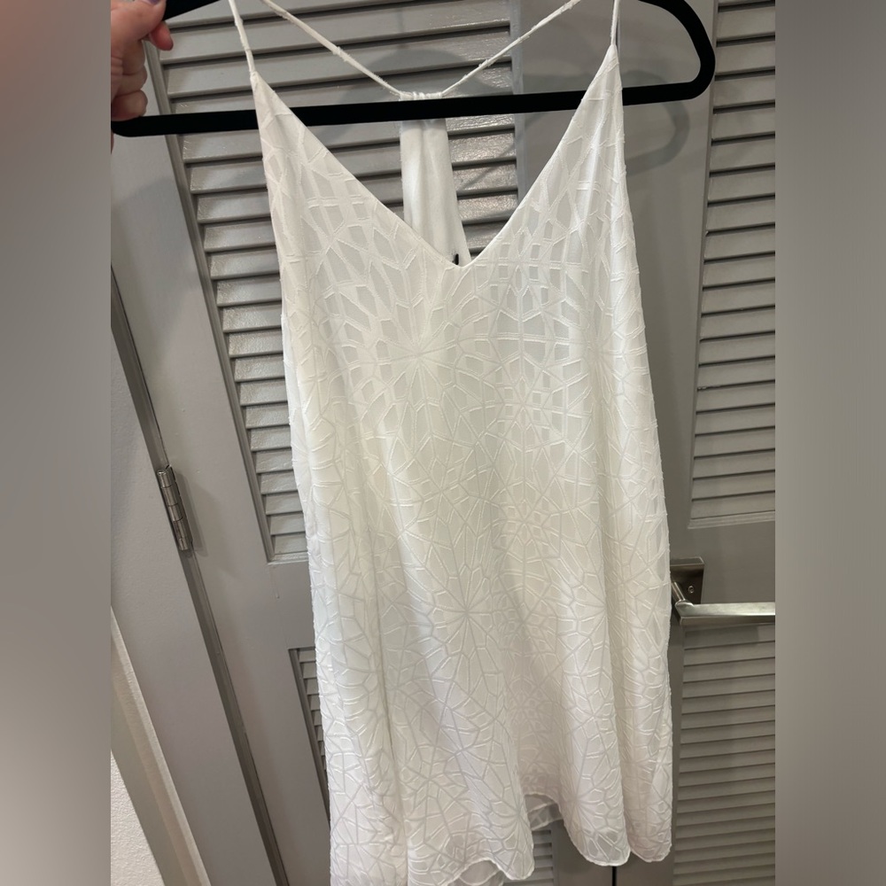 Three Eight Two Size Medium White Patterned Dress - image 2